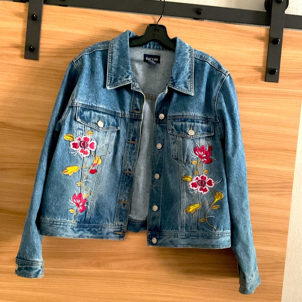 Embroidered Baccini blue jean jacket heavy duty 100% cotton. Size 16
